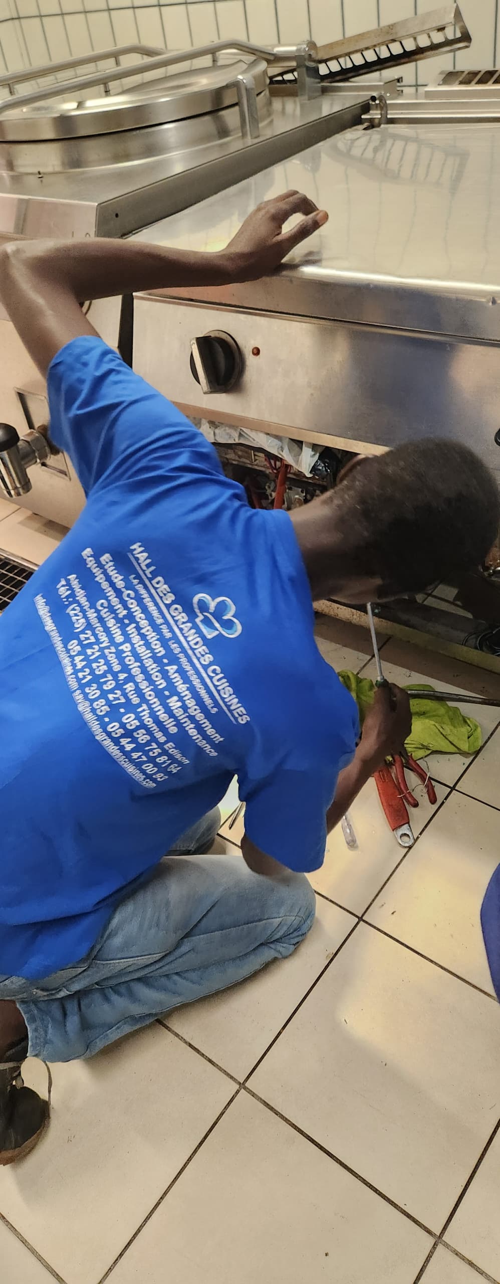 Équipe technique en situation réelle